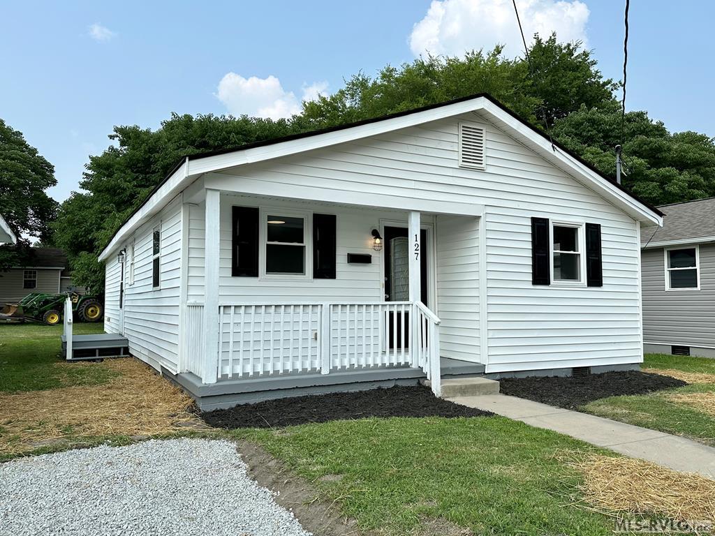 127 Harris Ave. Property Photo 1