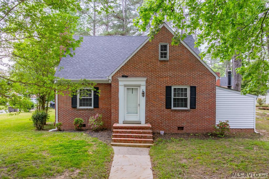 208 Todd St. Property Photo 1