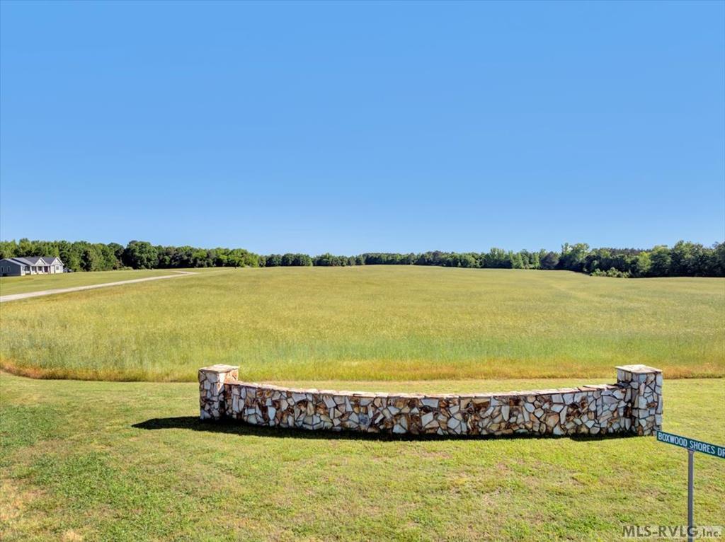 Lot 19 Boxwood Shores Property Photo 1