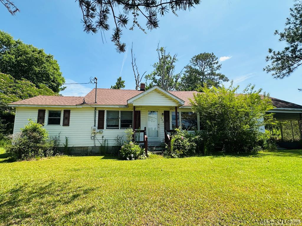 944 Republican Rd Property Photo 1