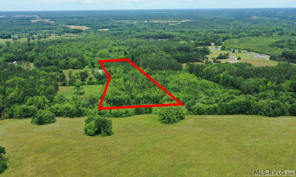 1200 Mineral Springs Rd Property Photo 1