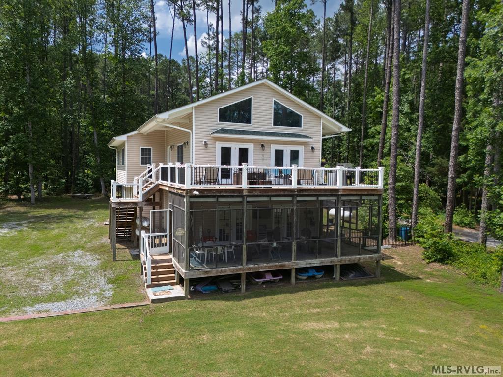 68 Country Club Rd Property Photo 1