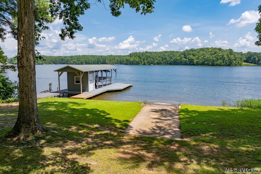 150 E Cove Drive Property Photo 1