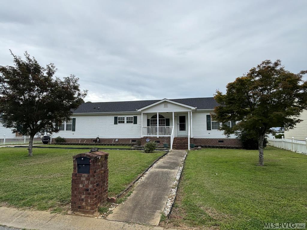 257 Hales Branch Drive Property Photo 1