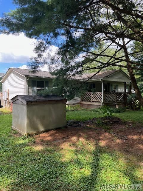 571 Blackbottom Rd Property Photo 5