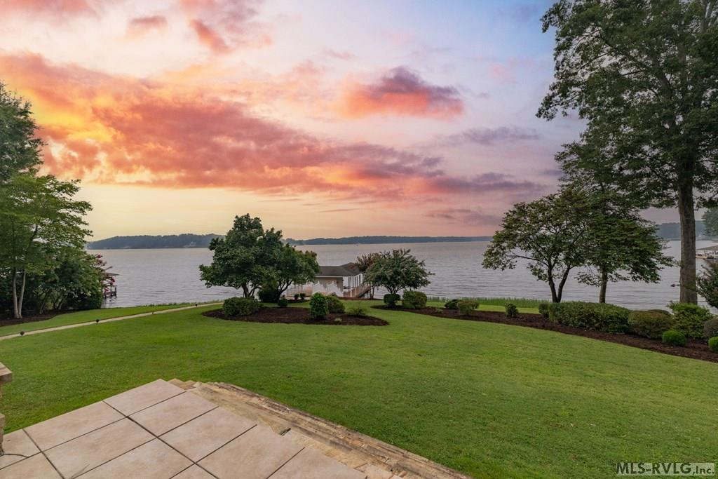 157 Three Chopt Road Property Photo 4