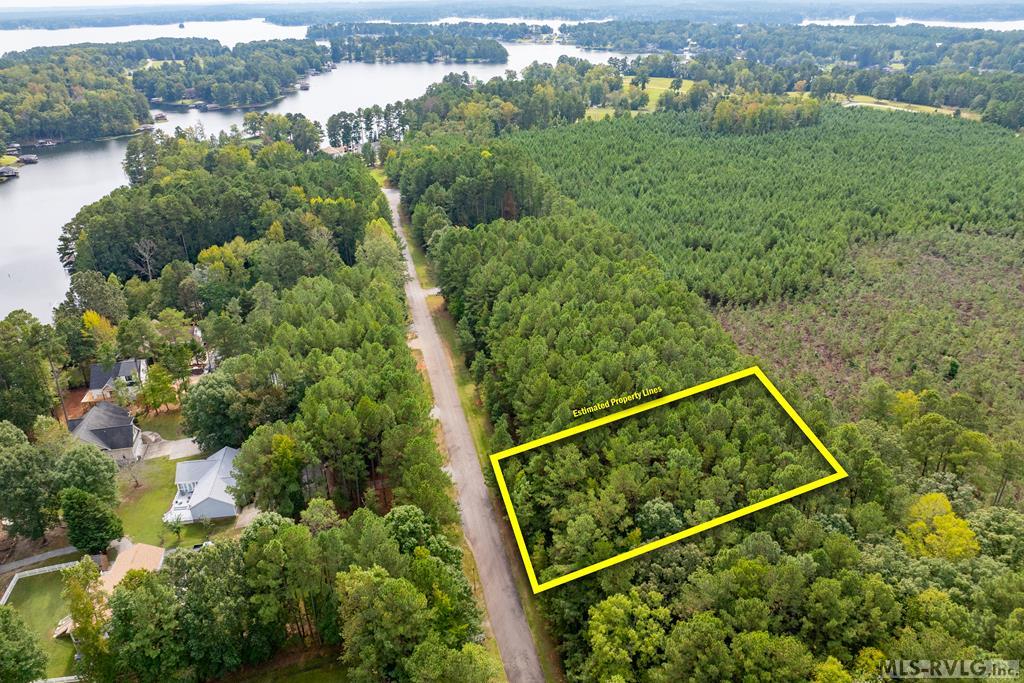 20 Waterside Dr Property Photo 1