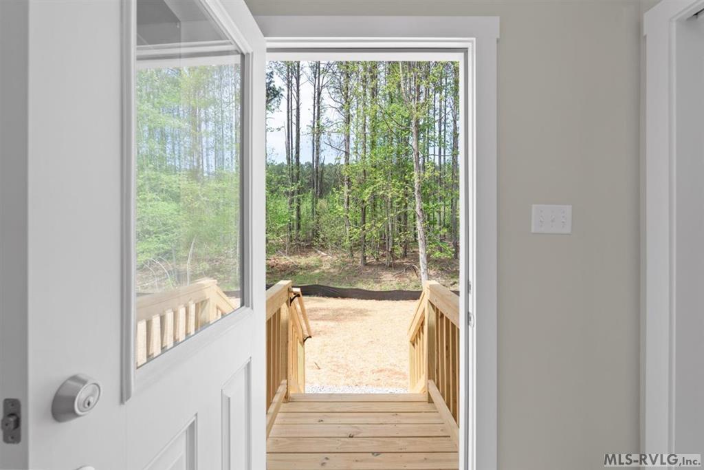 209 White Oak Court Property Photo 40
