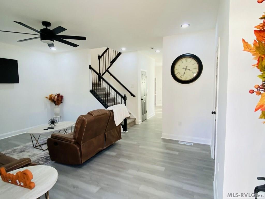 326 2nd Ave. Property Photo 12