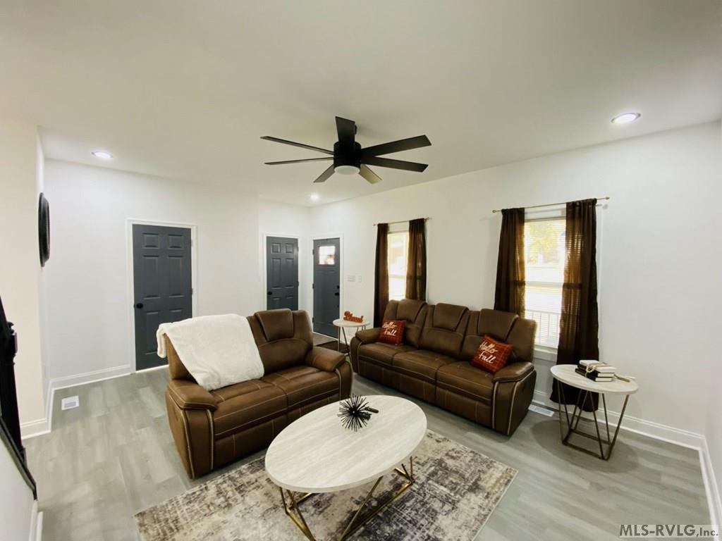 326 2nd Ave. Property Photo 15