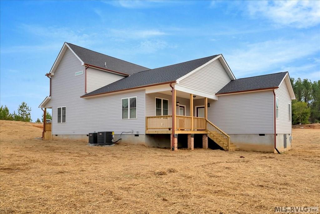 858 Starboard Drive Property Photo 3