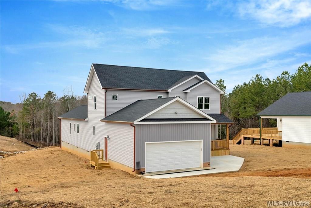 858 Starboard Drive Property Photo 4