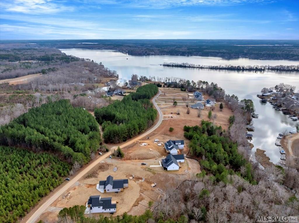 858 Starboard Drive Property Photo 10