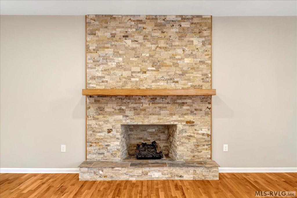 858 Starboard Drive Property Photo 18
