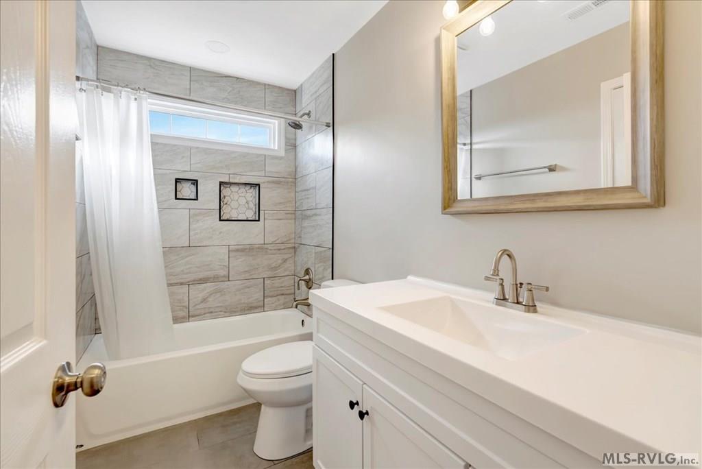 858 Starboard Drive Property Photo 36