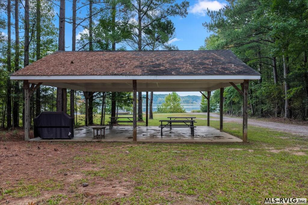 65 65 Granite Hall Dr Property Photo 12