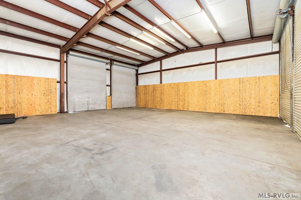 33/47/63 Piney Pond Road Property Photo 9