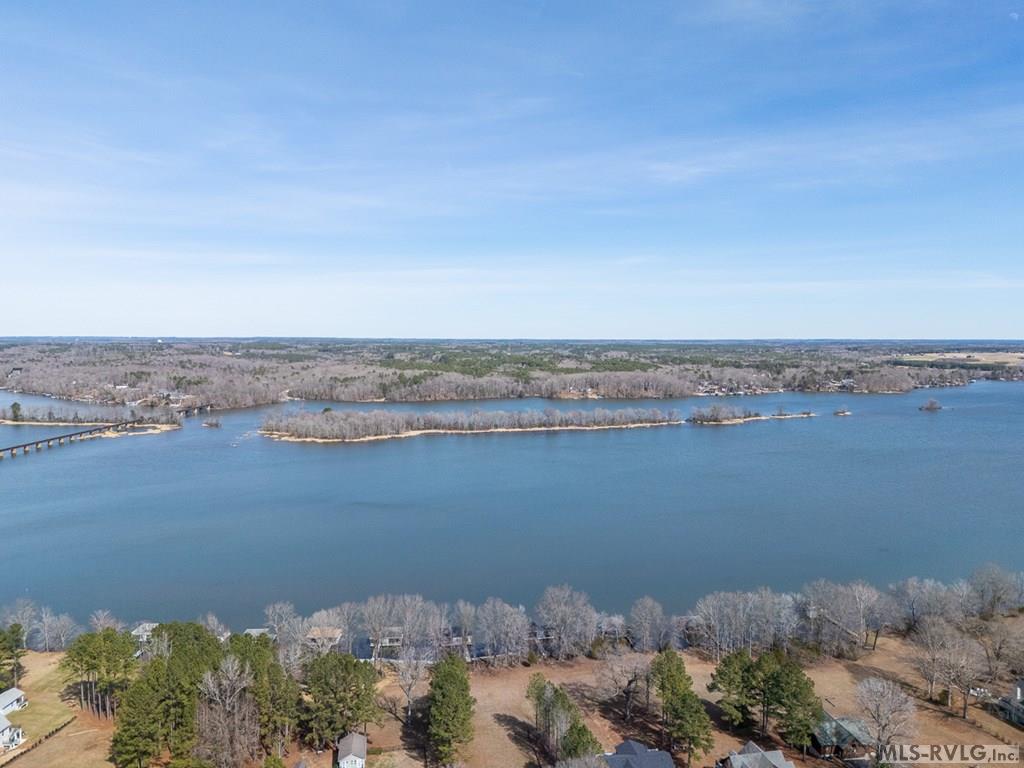 36 Shore Drive Property Photo 8
