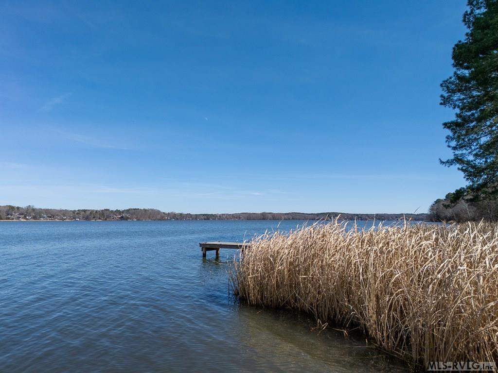 36 Shore Drive Property Photo 12
