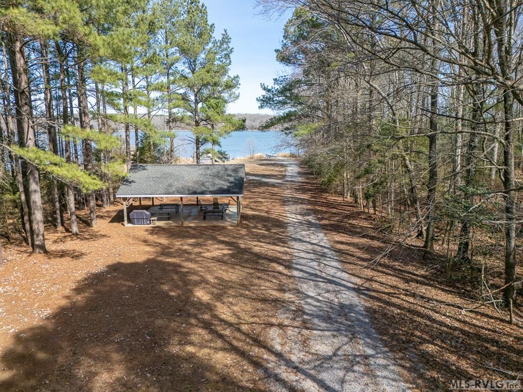36 Shore Drive Property Photo 14
