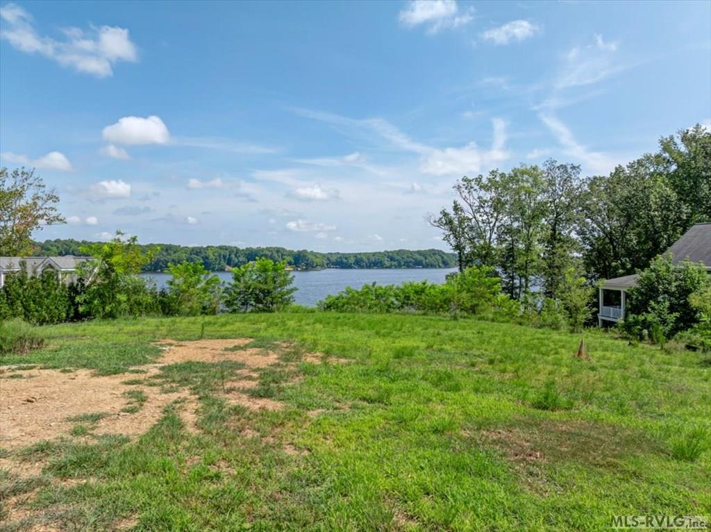 1500 Thornton Dr Property Photo 20