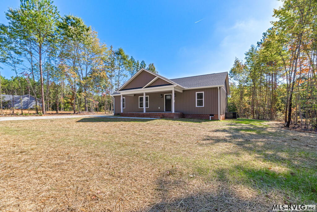 780 Country Lane Property Photo 1