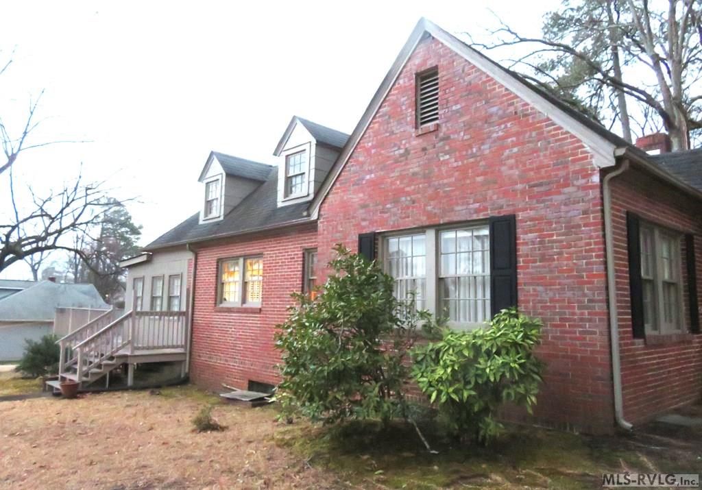 700 Henry Street Property Photo 45
