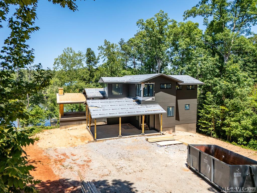 1212 Barker Rd Property Photo 5