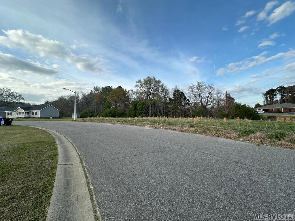 115 Pinewood Drive Property Photo 1