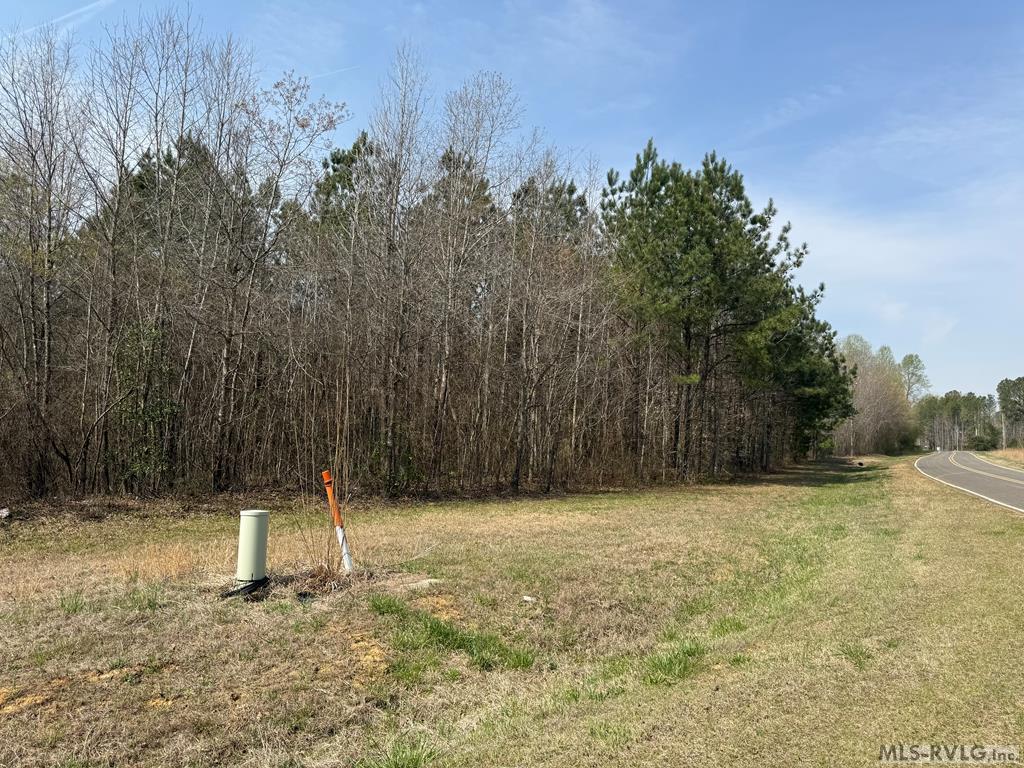 1280 Schloss Rd Property Photo 4