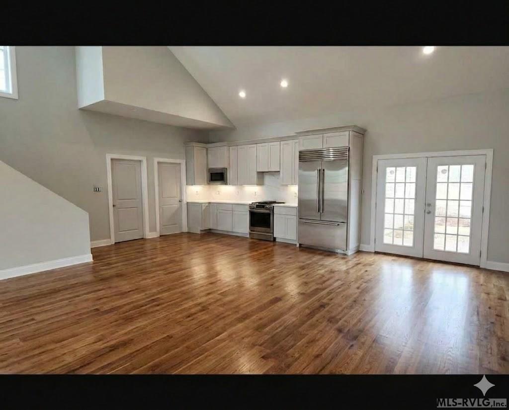 150 Portside Property Photo 5