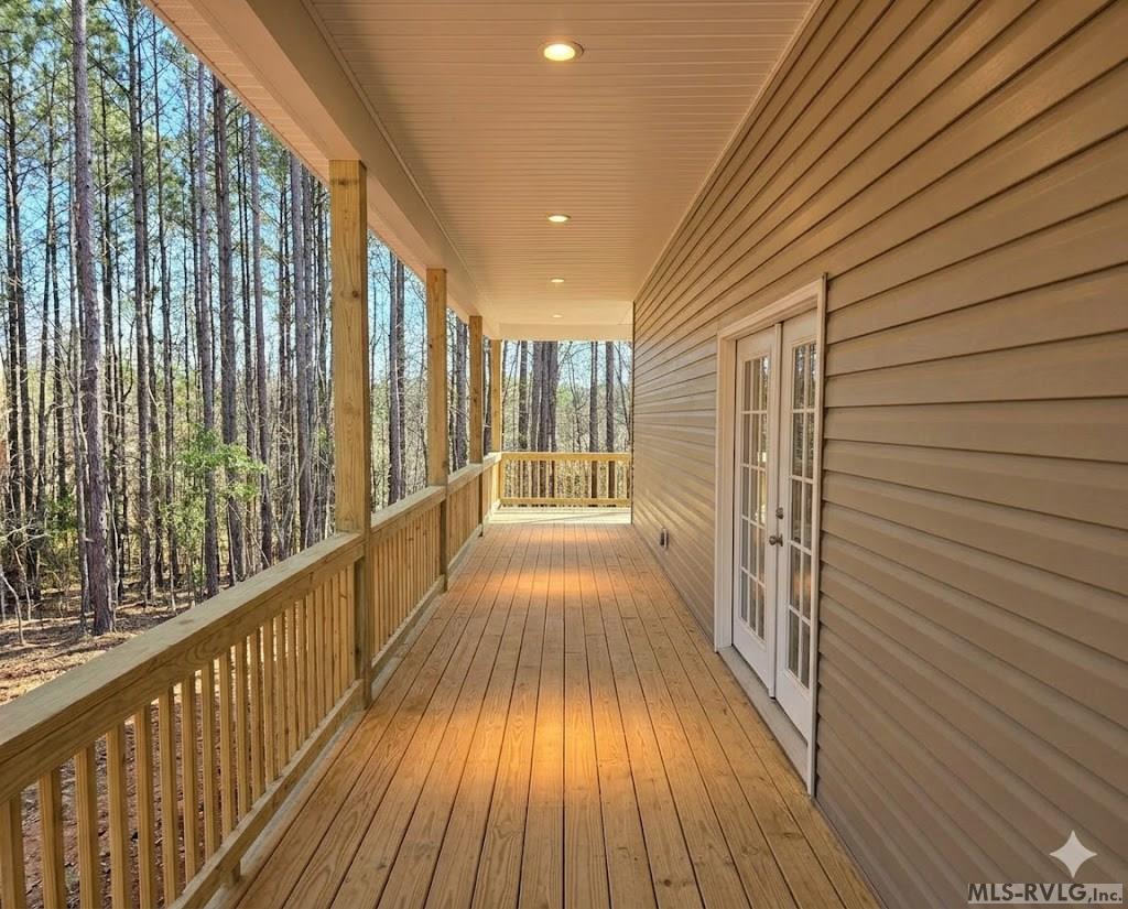 150 Portside Property Photo 6