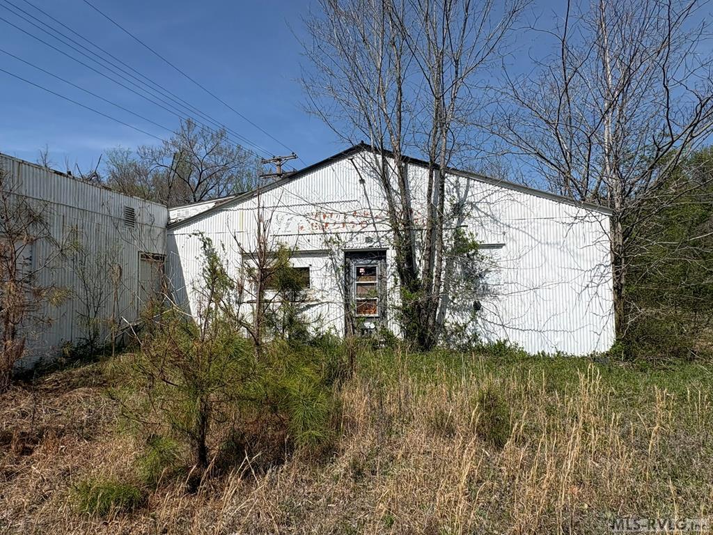 1095 Skippers Road