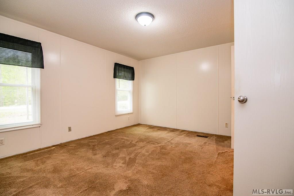 180 Summit Rd Property Photo 22