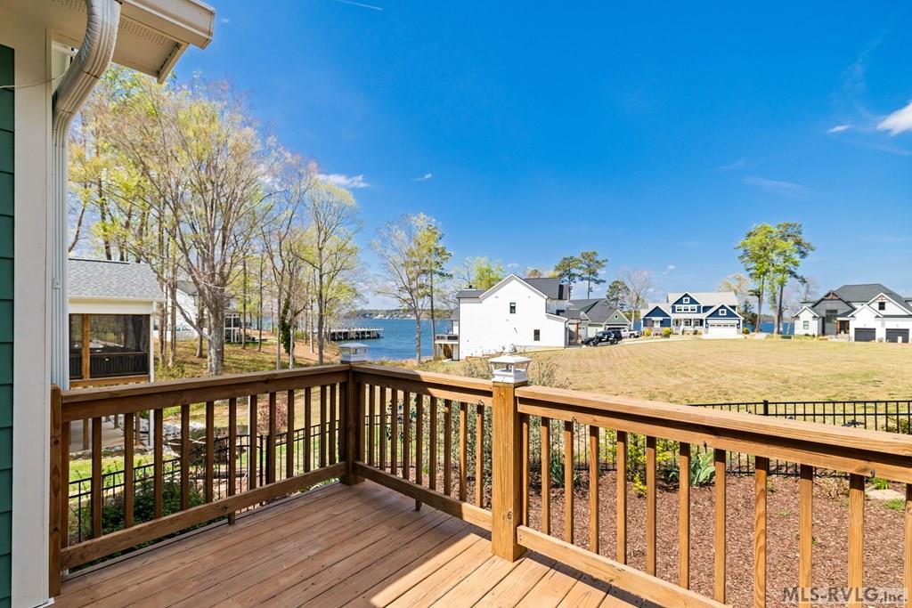 105 Society Hill Property Photo 34