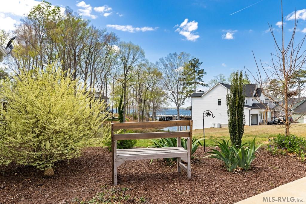 105 Society Hill Property Photo 39