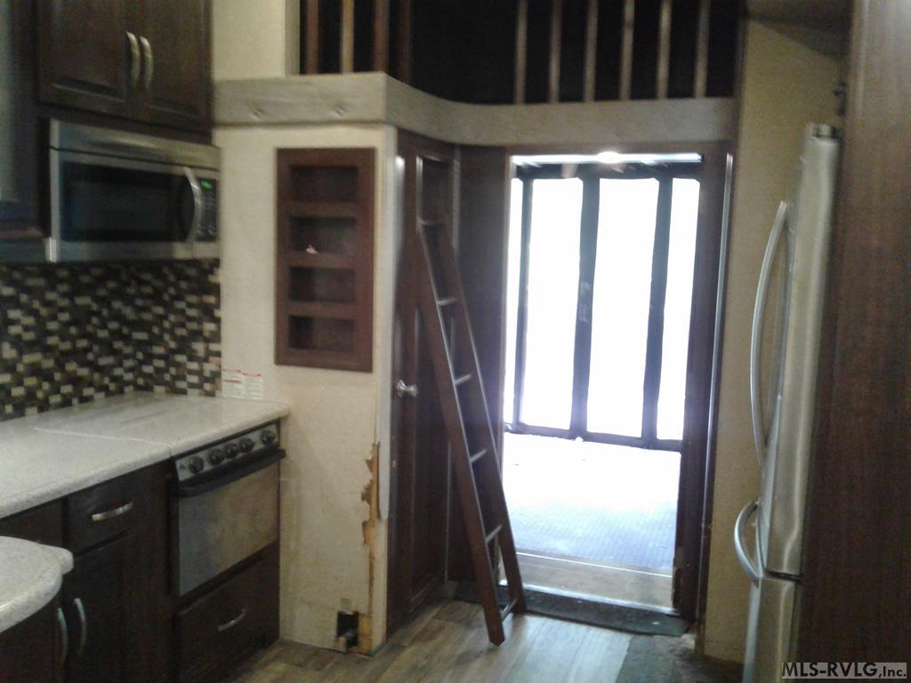 109 Des Moines Trail Property Photo 16