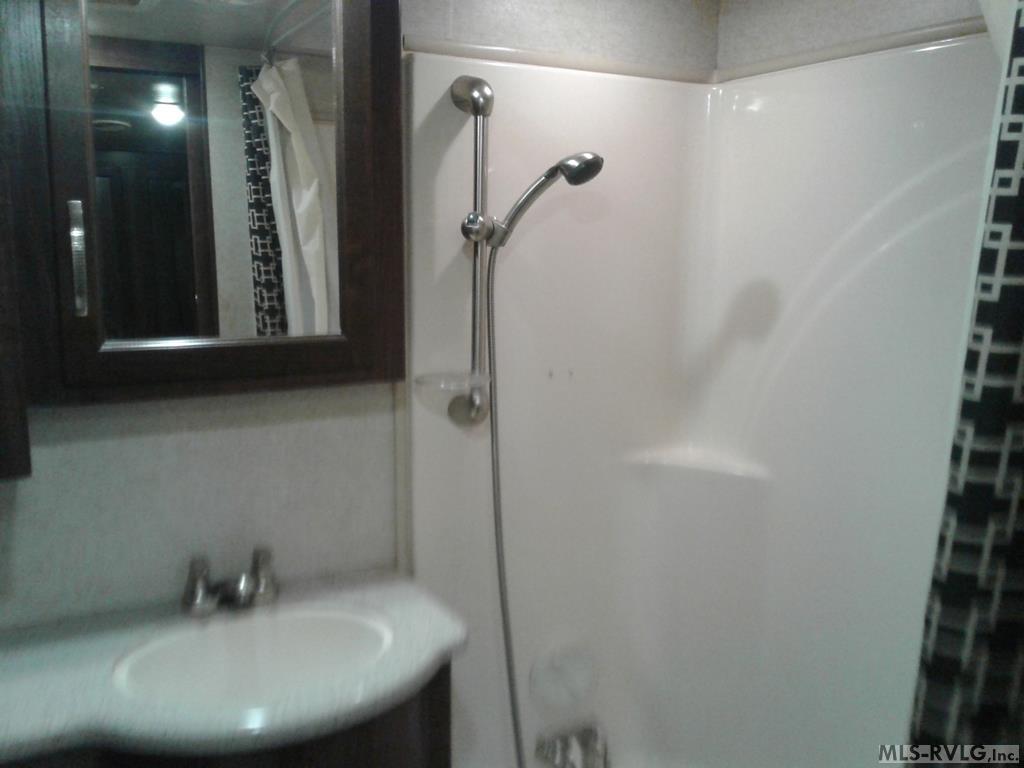 109 Des Moines Trail Property Photo 24