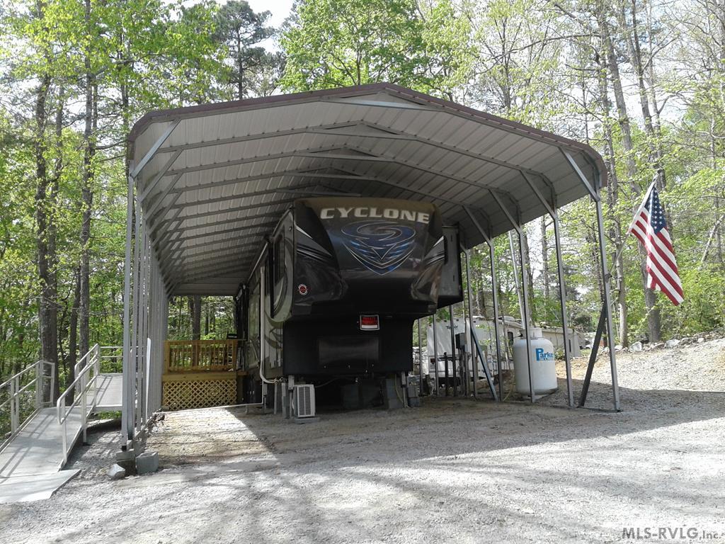 109 Des Moines Trail Property Photo 32