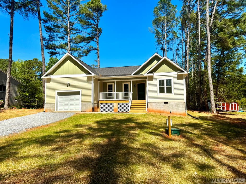 123 Hemlock Dr. Property Photo 1