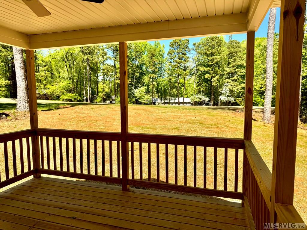 123 Hemlock Dr. Property Photo 6