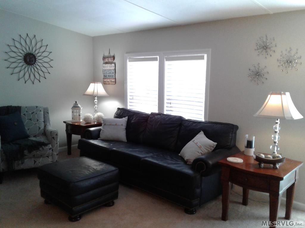 337 Longwood Drive Property Photo 5