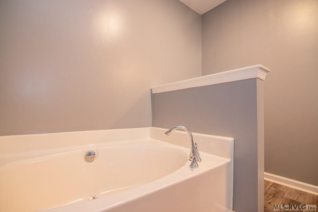 14 Canterbury Ct Property Photo 14