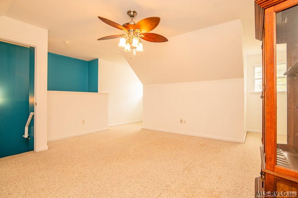 14 Canterbury Ct Property Photo 15