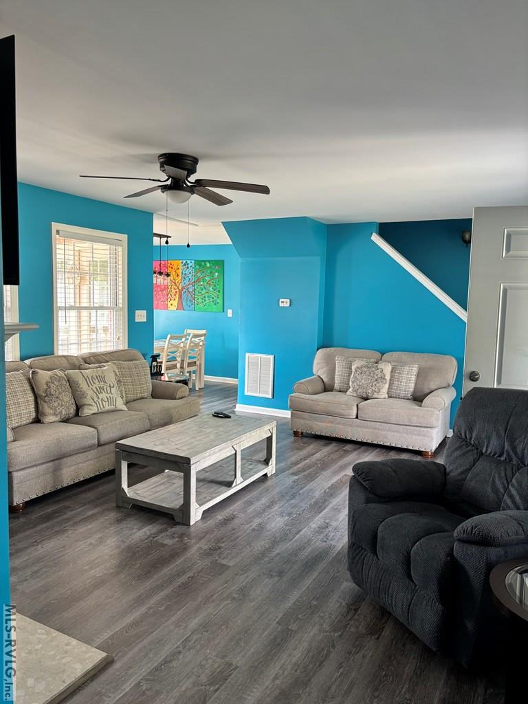 14 Canterbury Ct Property Photo 33