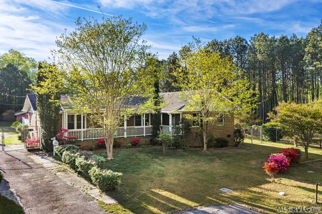1118 Mapleton Street Property Photo 1