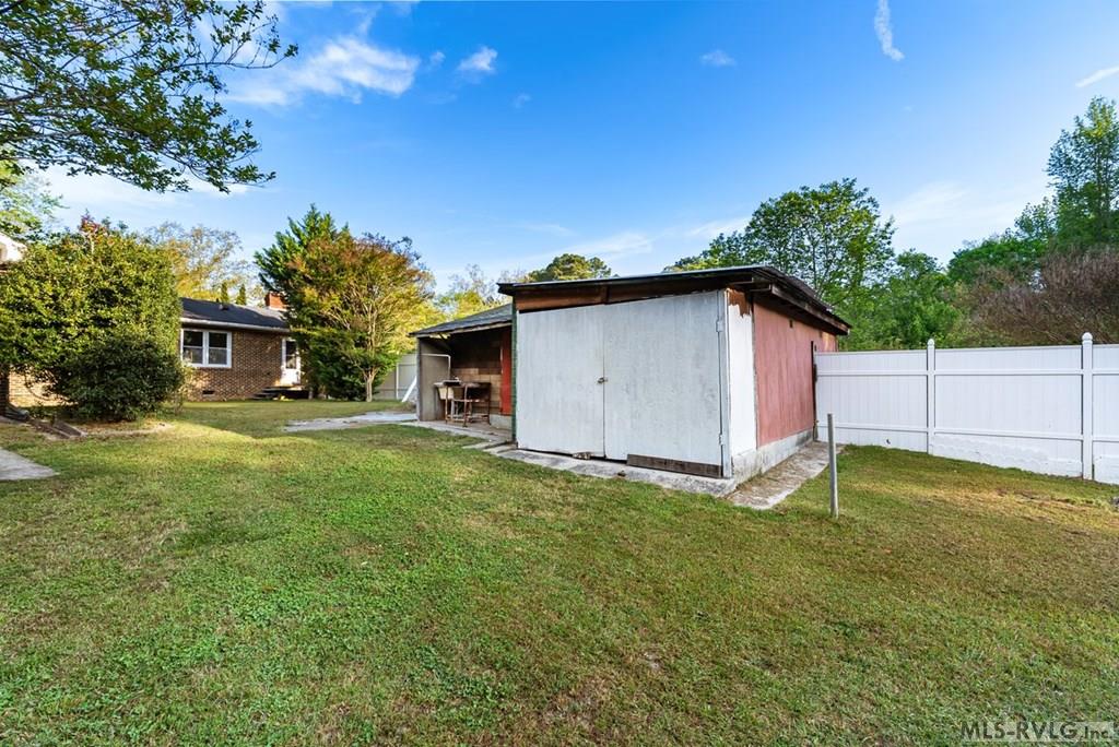 1118 Mapleton Street Property Photo 11