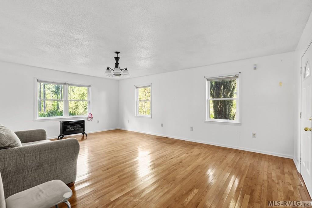 1118 Mapleton Street Property Photo 20