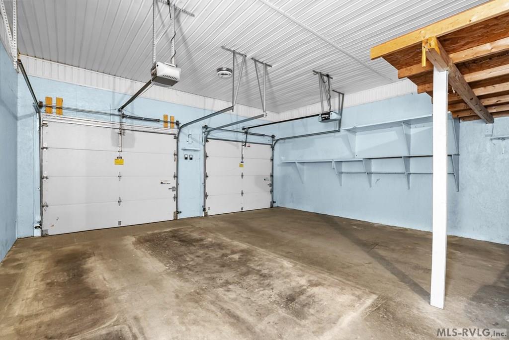 1118 Mapleton Street Property Photo 36