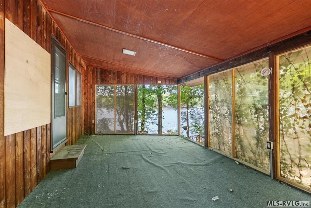 288 Lucky Lane Property Photo 44